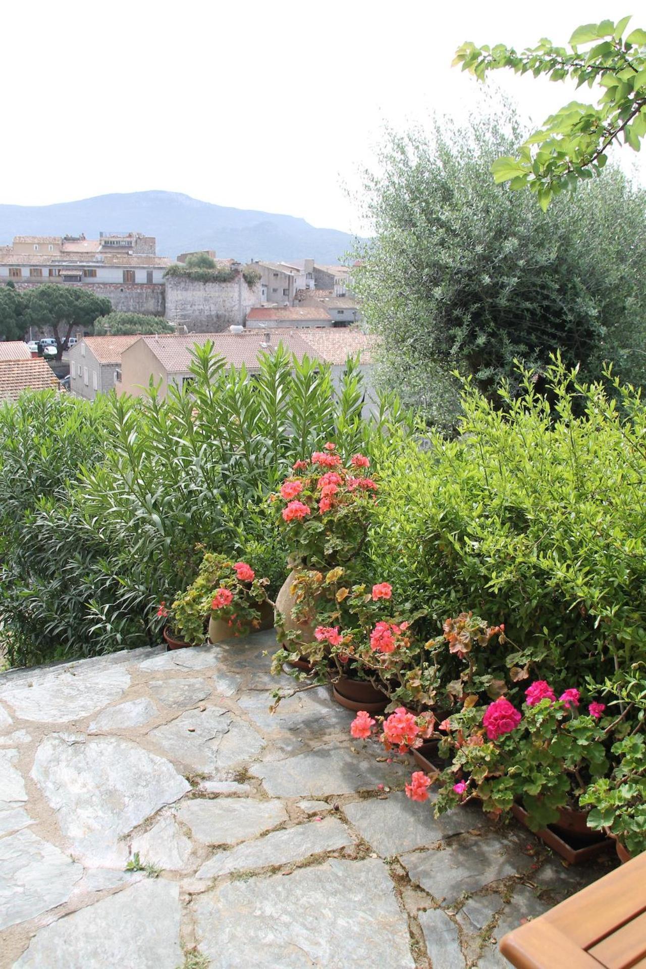 Villa Les Oliviers Proche Centre Porto-Vecchio Exterior photo